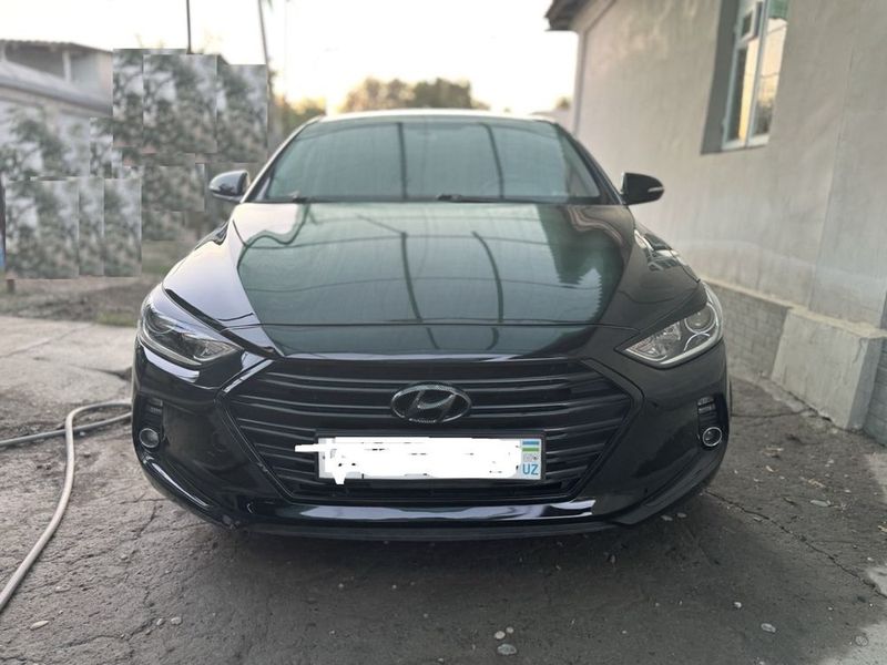 Продается Hyundai Elantra 1.6, 2017г.в. 105000 км пробег.