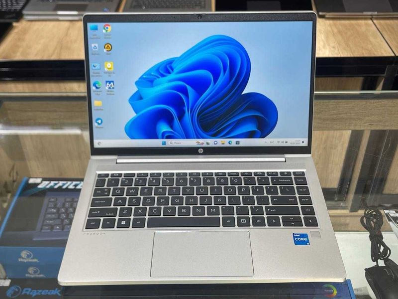 HP ProBook 440 G8 Core i5-1135G7 ram 16 ssd 512