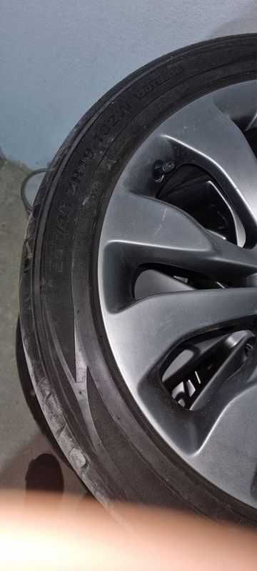 245/45/R19 продам комплект , снят с малибу 245/45/R19 продам комплект , снят с малибу