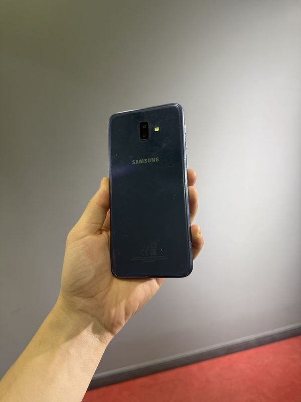 Samsung J 6 plus