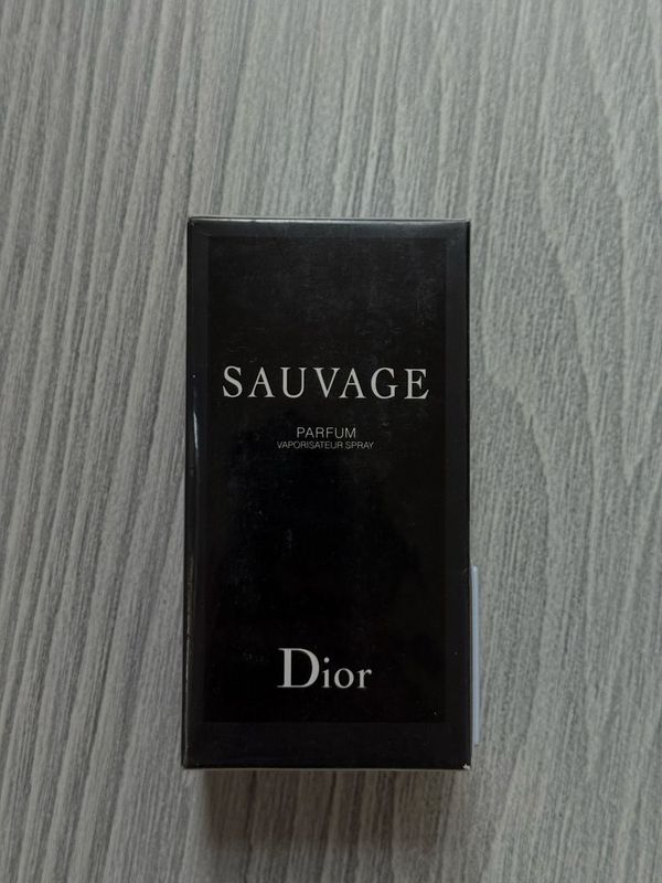 Продается духи Dior sauvage