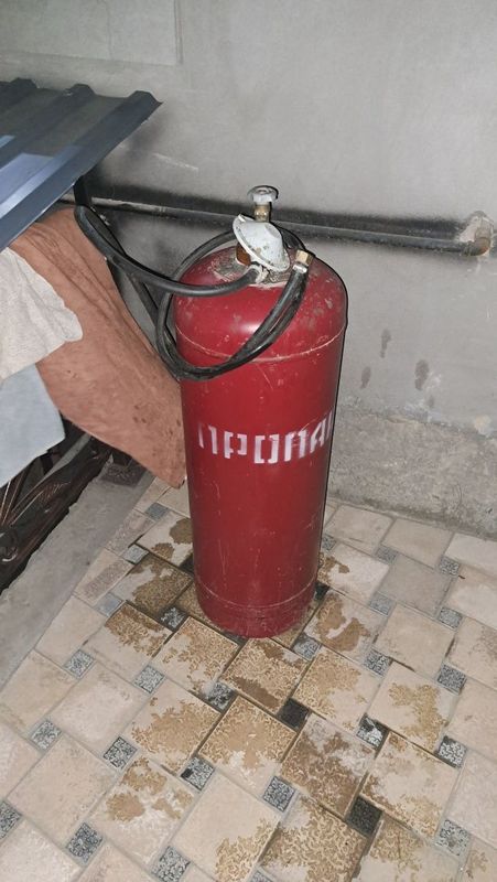 Срочно! Газовый балон для кухни Срочно! Газовый балон для кухни
