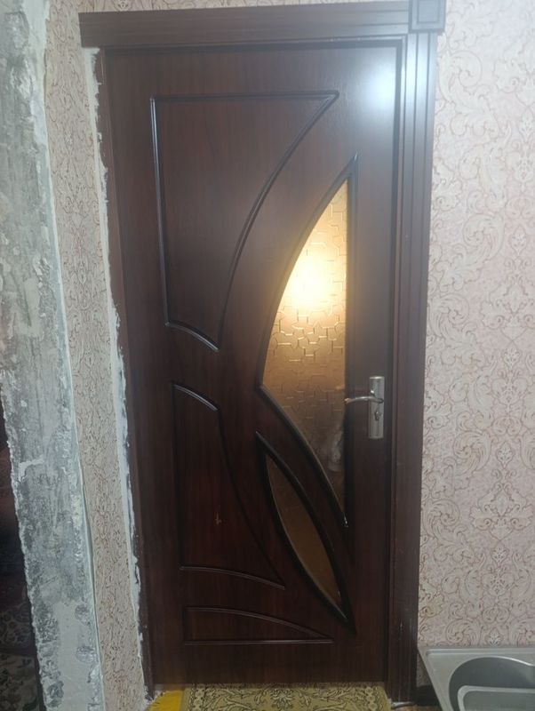 Продам двери, межкомнатные Продам двери, межкомнатные
