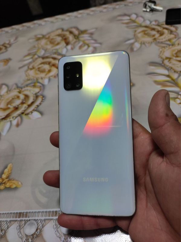 Samsung Galaxy A51 Samsung Galaxy A51