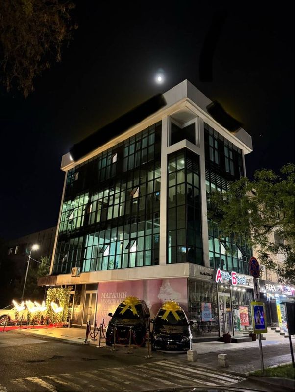 Metro Oybekda 3-Etajli Ofis Arendaga beriladi Metro Oybekda 3-Etajli Ofis Arendaga beriladi