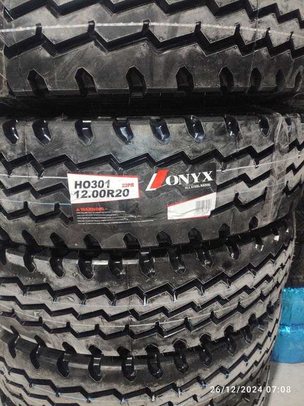 Onyx 12.00R20 peredniy 22 sloy