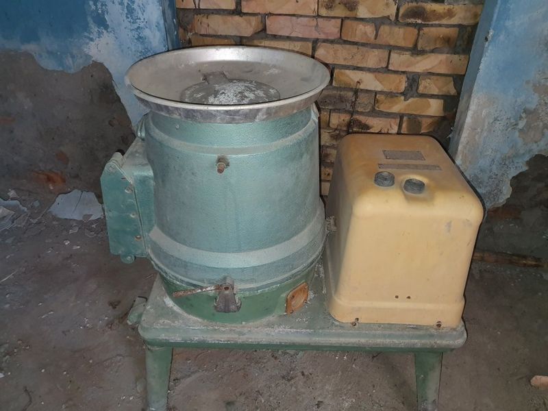 Kartoshka tozalovchi cccpda chiqarilgan Kartoshka tozalovchi cccpda chiqarilgan