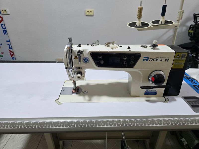 Продается промышленная швейная машина ROSEW GC8800D