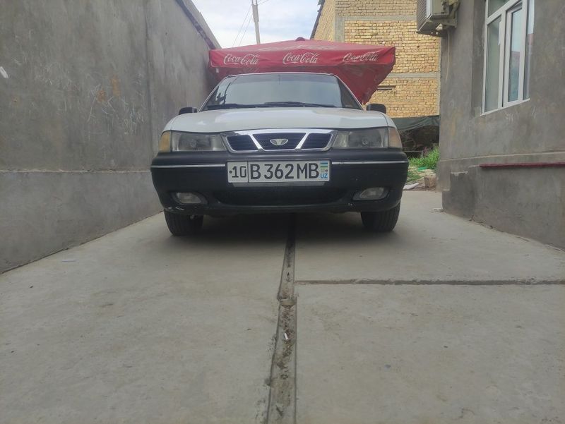 Nexiya srochno sotiladi
