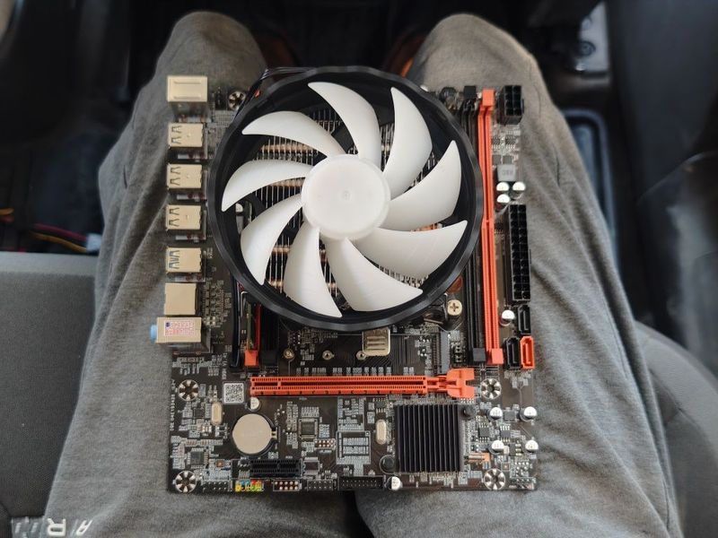 СРОЧНО X99 e5 2666 V3 ~ i5 10400 ddr4 СРОЧНО X99 e5 2666 V3 ~ i5 10400 ddr4