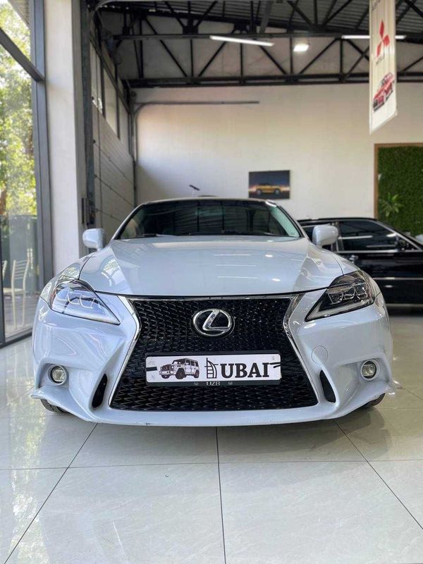Продается Lexus IS 300 Продается Lexus IS 300