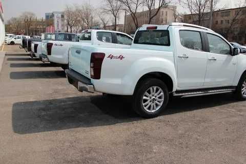 ISUZU dmax irbis bez probeg vikupga beramiz zavod narxida