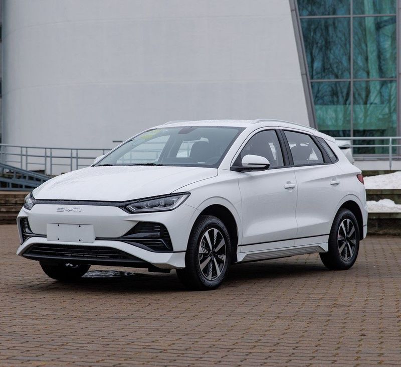Byd E 2 405 km Luxur Eng Full pozitsiya Toshkentda avtosalonda Byd E 2 405 km Luxur Eng Full pozitsiya Toshkentda avtosalonda