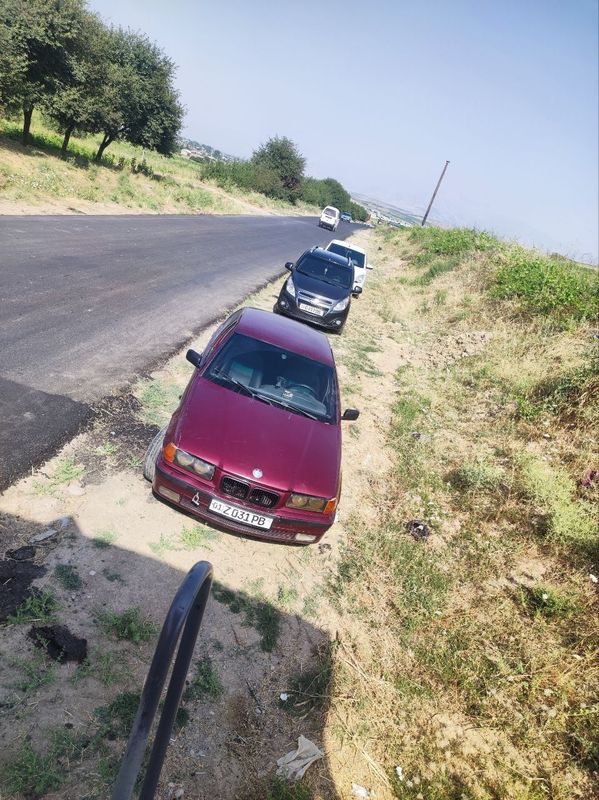 BMW E36 sotiladi