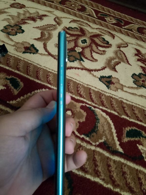 Oppo a15 telefon xotira 32 GB aybi ekranni gazi ozgina chiqgan 200min Oppo a15 telefon xotira 32 GB aybi ekranni gazi ozgina chiqgan 200min