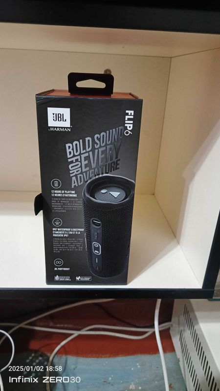 Оригинал блютуз-колонка JBL Flip6