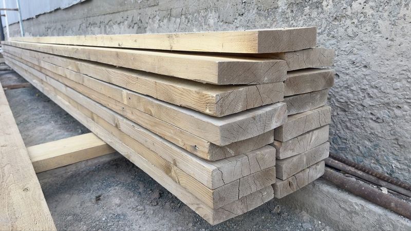 Стропила 200х50х6000. Пол тахтай Стропила 200х50х6000. Пол тахтай