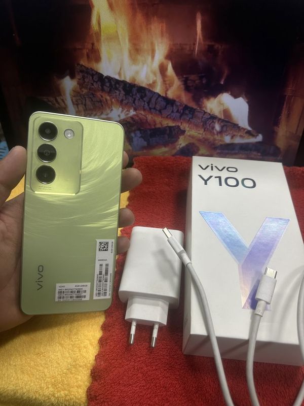 Vivo Y100 8+8/256gb ideyal aybi yoq yegide