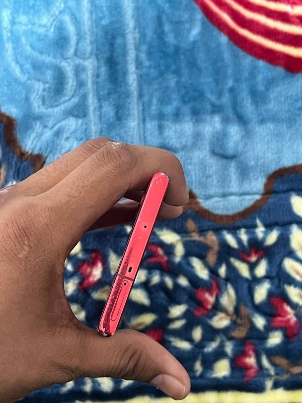 Samsung Note 10 .