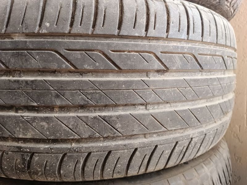 225 55 r17 Bridgestone идеал состояние
