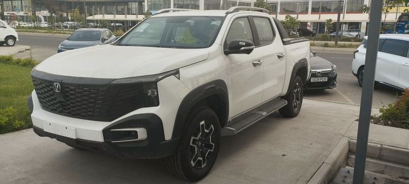 Changan Hunter Pikap Gibrit 3-pakalena Changan Hunter Pikap Gibrit 3-pakalena