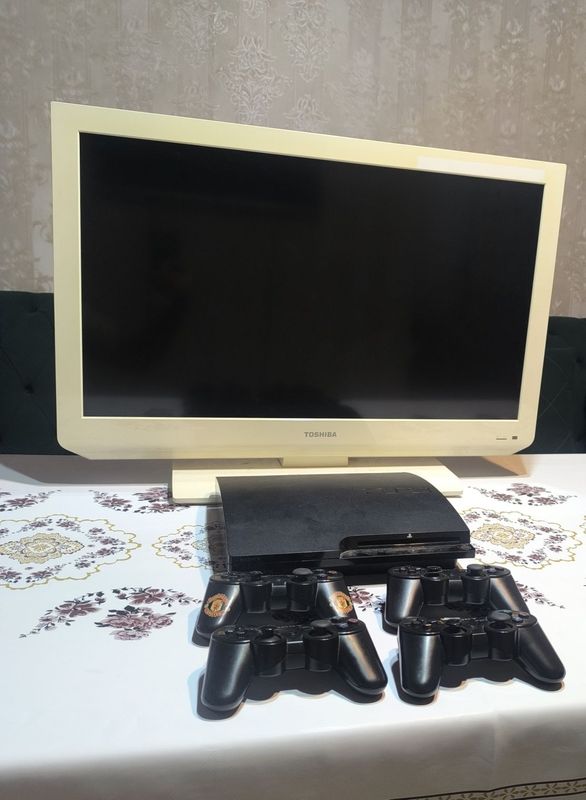 Продаю PlayStation 3 Продаю PlayStation 3