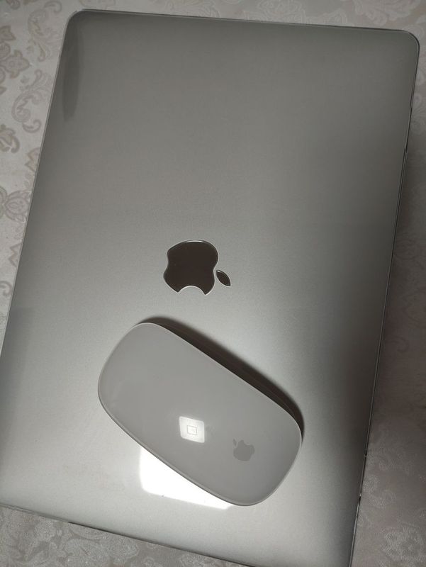 Продам Magic Mouse 2 ORIGINAL Продам Magic Mouse 2 ORIGINAL