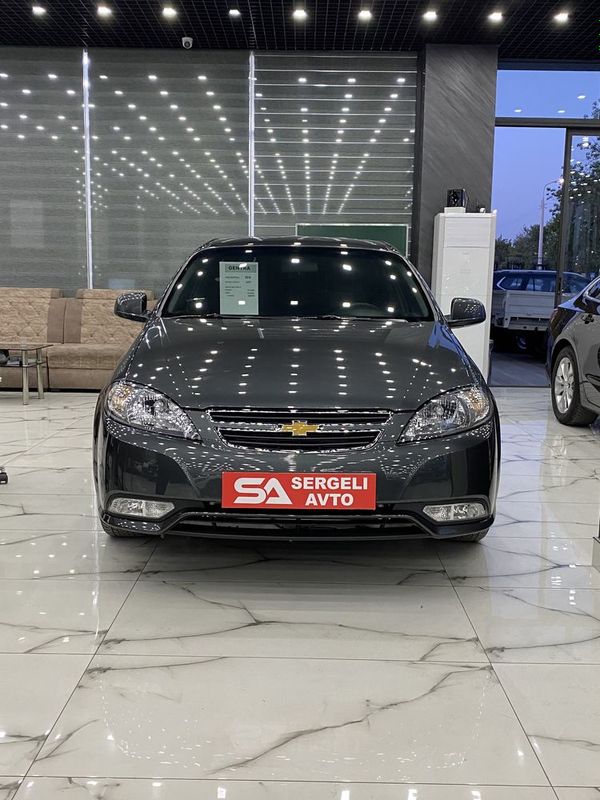 Продаётся Chevrolet Gentra автомат Продаётся Chevrolet Gentra автомат
