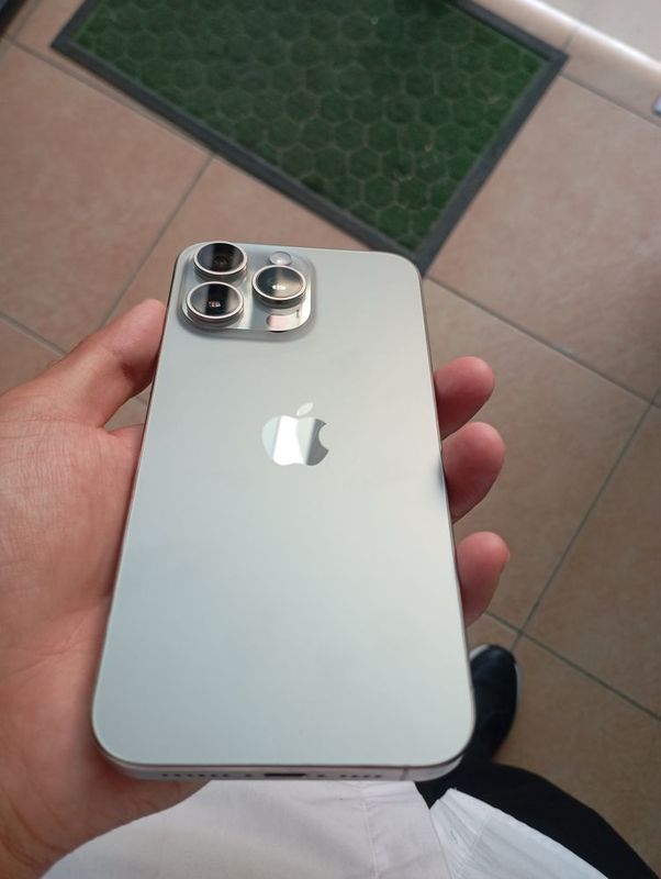 Iphone 15 pro max 256 Gb Iphone 15 pro max 256 Gb