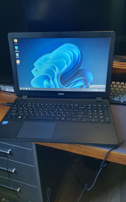 Ноутбук Acer Extenca EX2519 Ноутбук Acer Extenca EX2519