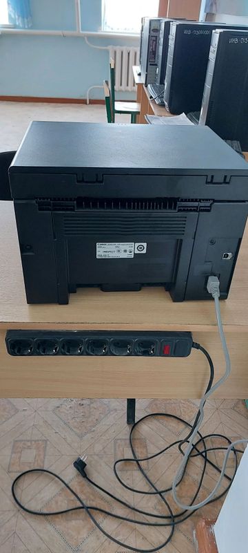 Canon 30 10 oq qora tirivadnom