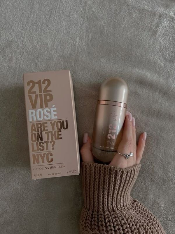 212 VIP Rose запечатанные 212 VIP Rose запечатанные