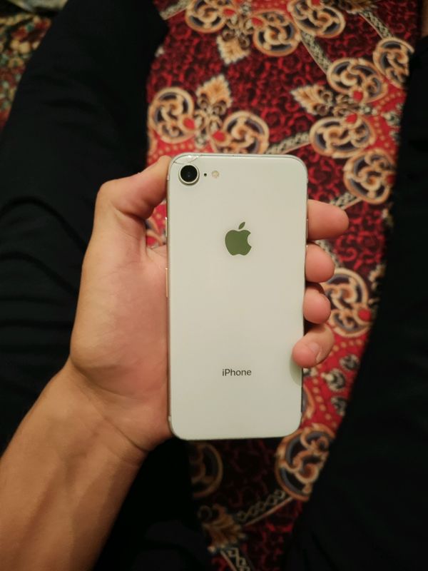 iPhone 8 iPhone 8
