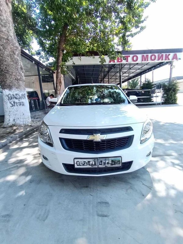 Продаю свой Chevrolet Cobalt 2019 года, 2 позиция Продаю свой Chevrolet Cobalt 2019 года, 2 позиция