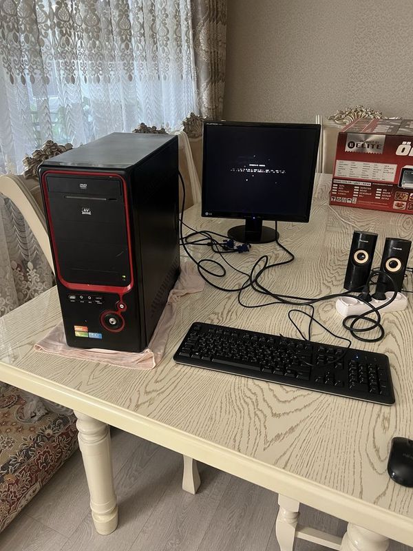 Компьютер Компьютер