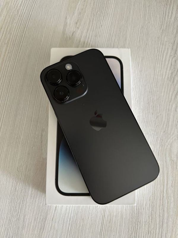 iPhone 14pro black