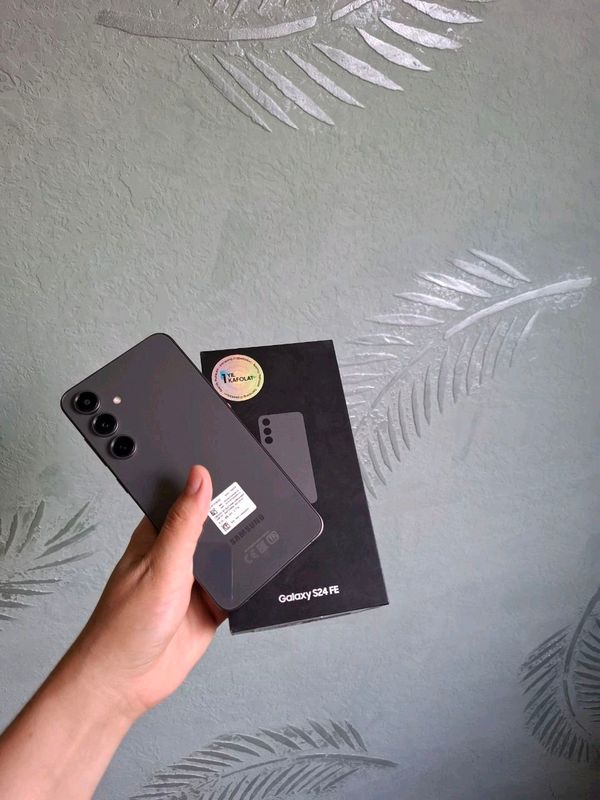 samsung S 24 FE samsung S 24 FE