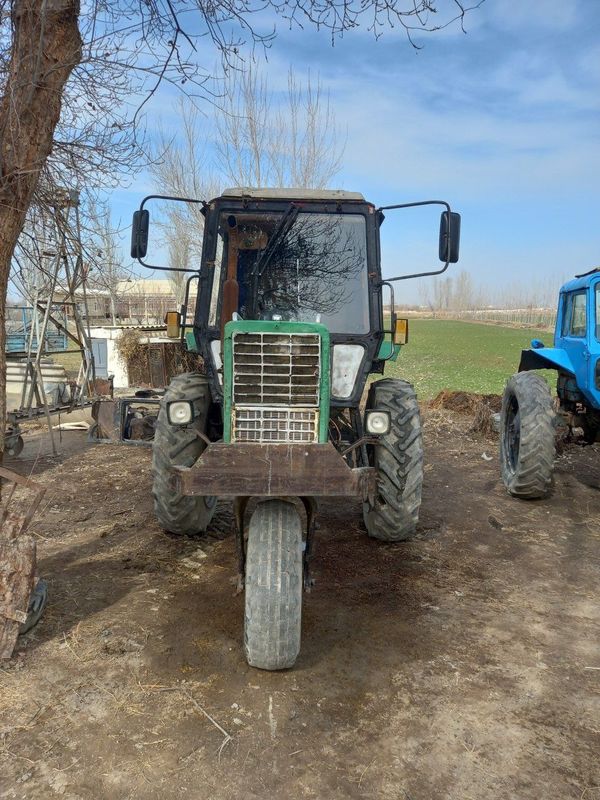 Mtz 80 sotiladi Buxoro viloyati