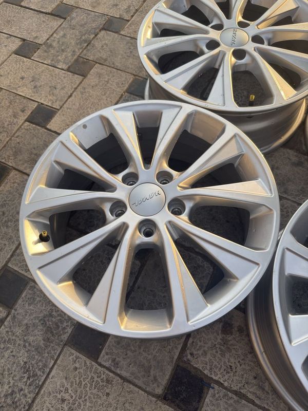 Haval diska r 17 5”114 hyundai kia orlando laga tuwadi obmen bor Haval diska r 17 5”114 hyundai kia orlando laga tuwadi obmen bor