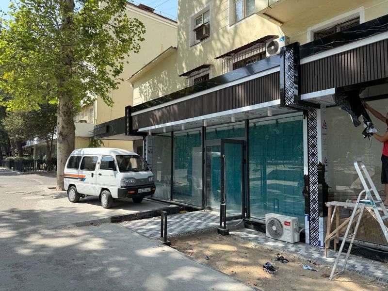 ПРОДАЁТСЯ НЕЖИЛОЕ ПОМЕЩЕНИЕ Чиланзарский район ор т метро Новза