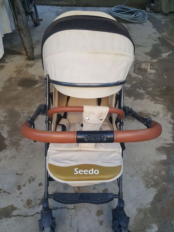 Коляска фирма Seedo Коляска фирма Seedo