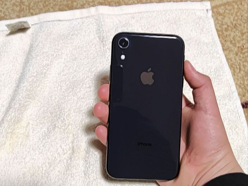 iphone xr ideal