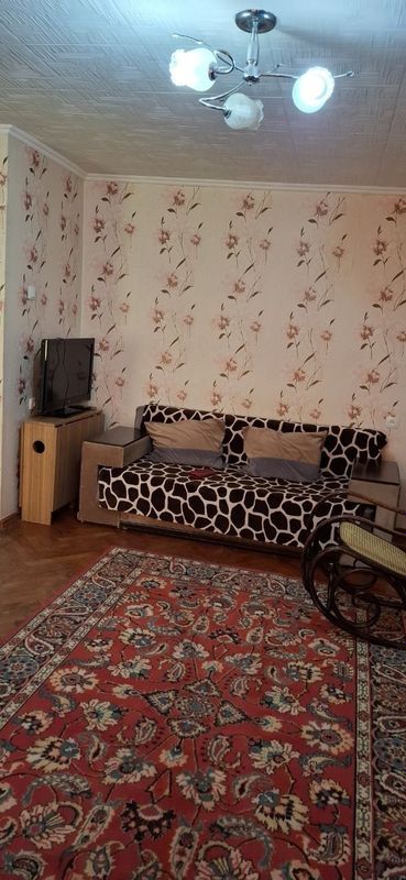 Срочно сдаётся 1/2/4 Лисунова 4 Срочно сдаётся 1/2/4 Лисунова 4