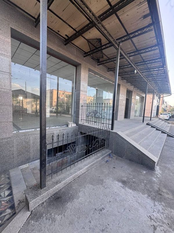 Аренда коммерческого помещения. Площадь: 844 м² Аренда коммерческого помещения. Площадь: 844 м²