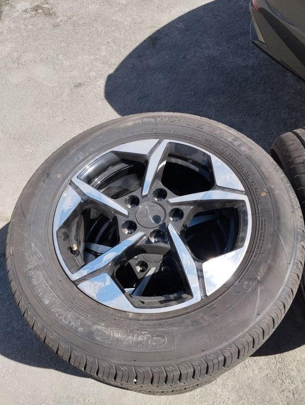 Hyundai elantra radnoy deskasiga obmen