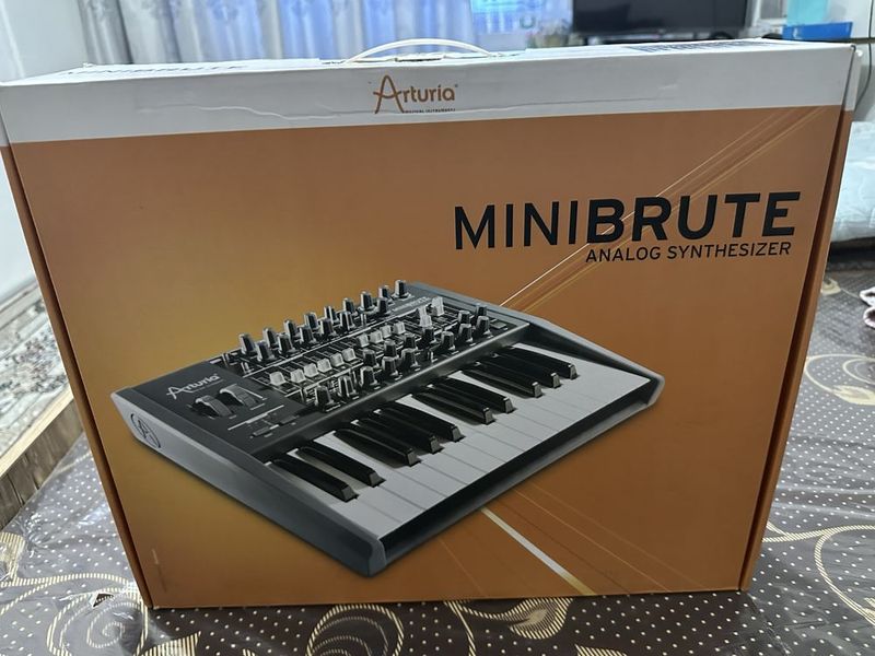 Arturia minibrute analog synthesizer mmmyyyuuuzzziiiiiiiiiiiiiiiiiiiii Arturia minibrute analog synthesizer mmmyyyuuuzzziiiiiiiiiiiiiiiiiiiii