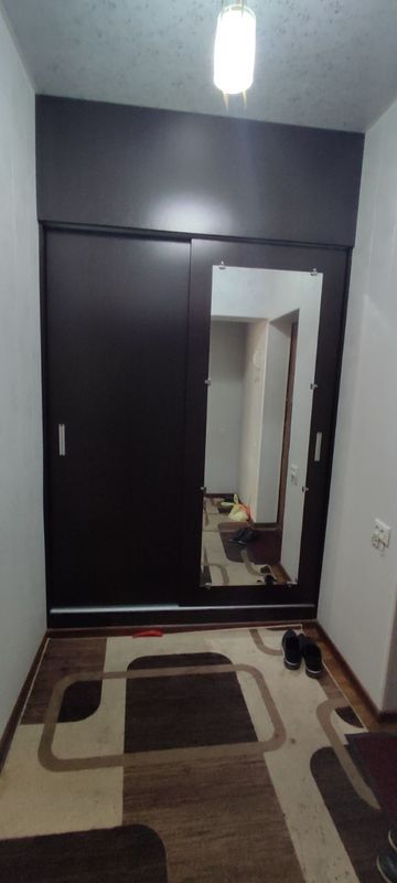 Durujba Xalqlar Do'stligi metroni oldida. Sheriklikka Durujba Xalqlar Do'stligi metroni oldida. Sheriklikka