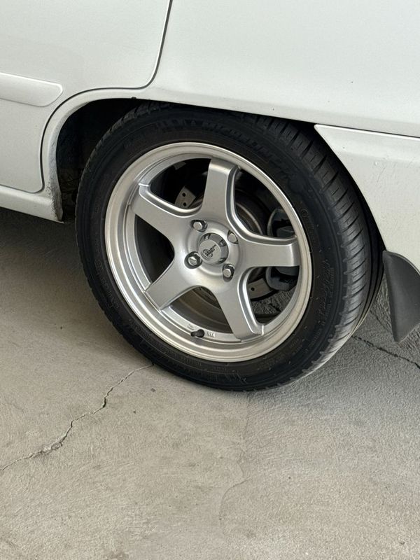 r15 sport diska 7g 4/100