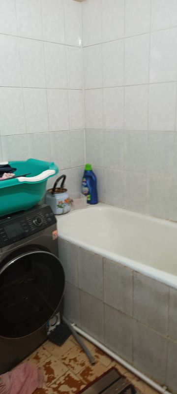 Dom sotiladi oladiganla tel qilila