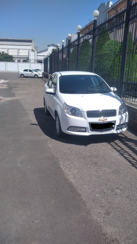Продам авто нексия 3 Продам авто нексия 3